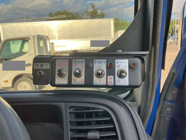 いすゞエルフパッカー車（塵芥車）小型（2t・3t）[写真37]