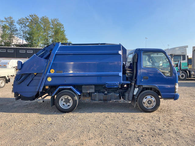 いすゞエルフパッカー車（塵芥車）小型（2t・3t）[写真06]