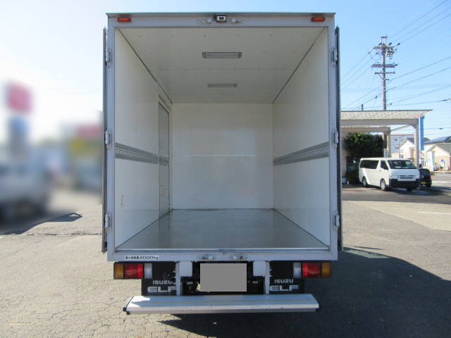 いすゞエルフアルミバン小型（2t・3t）[写真12]