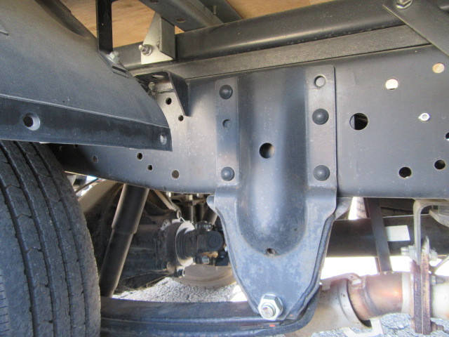 いすゞエルフアルミバン小型（2t・3t）[写真23]