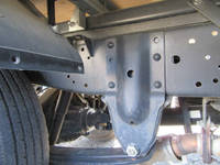 いすゞエルフアルミバン小型（2t・3t）[写真23]