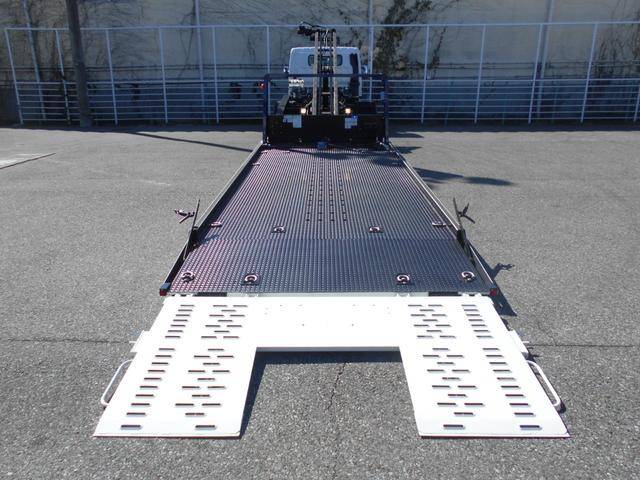 三菱ふそうキャンターセーフティローダー小型（2t・3t）[写真12]