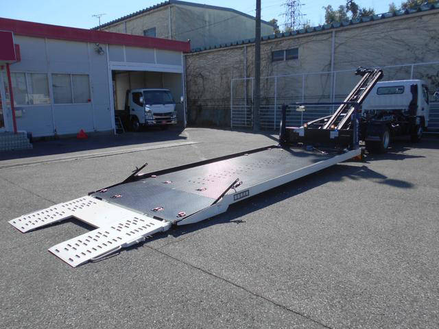 三菱ふそうキャンターセーフティローダー小型（2t・3t）[写真02]