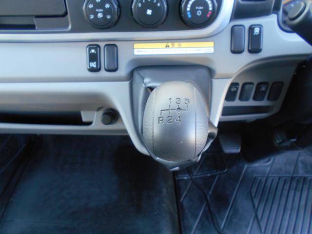 三菱ふそうキャンターセーフティローダー小型（2t・3t）[写真33]