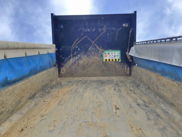 三菱ふそうスーパーグレートダンプ大型（10t）[写真06]