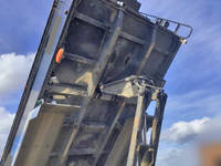 三菱ふそうスーパーグレートダンプ大型（10t）[写真10]