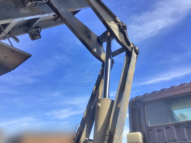 三菱ふそうスーパーグレートダンプ大型（10t）[写真11]