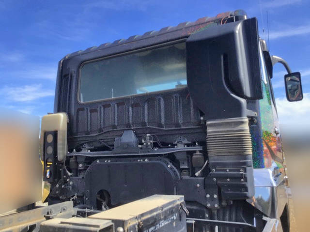 三菱ふそうスーパーグレートダンプ大型（10t）[写真12]