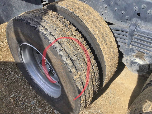 三菱ふそうスーパーグレートダンプ大型（10t）[写真28]