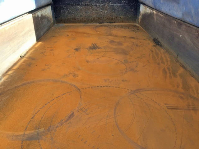 三菱ふそうスーパーグレートダンプ大型（10t）[写真06]