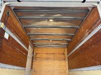 いすゞエルフアルミバン小型（2t・3t）[写真10]