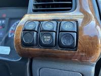 いすゞエルフアルミバン小型（2t・3t）[写真30]