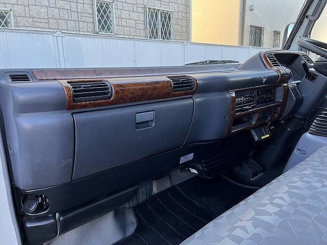 いすゞエルフアルミバン小型（2t・3t）[写真34]