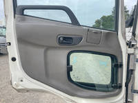 UDトラックスコンドルアルミウイング中型（4t）[写真29]