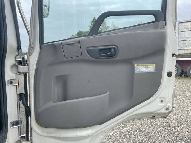 UDトラックスコンドルアルミウイング中型（4t）[写真30]