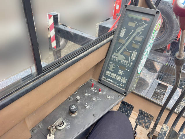 いすゞフォワードトラッククレーン中型（4t）[写真13]