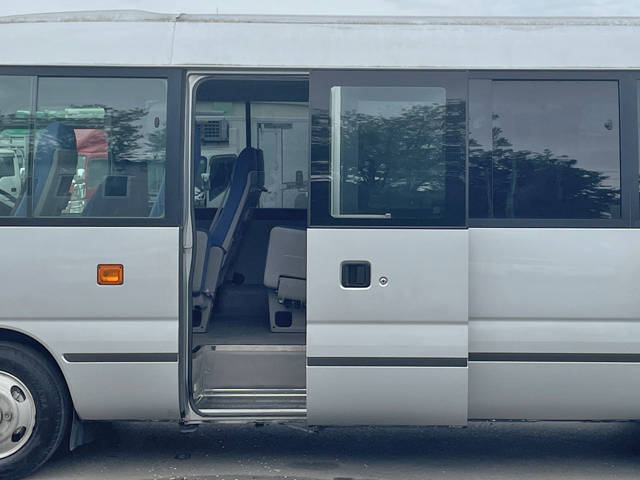 トヨタコースターマイクロバス[写真11]