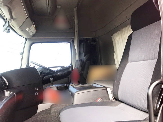 日野プロフィアトレーラーヘッド（トラクターヘッド）大型（10t）[写真30]