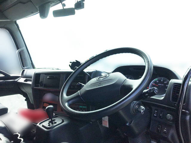 日野プロフィアトレーラーヘッド（トラクターヘッド）大型（10t）[写真33]