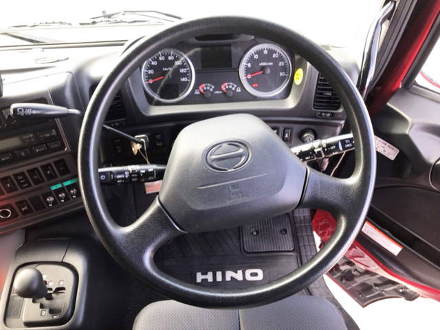 日野プロフィアトレーラーヘッド（トラクターヘッド）大型（10t）[写真34]