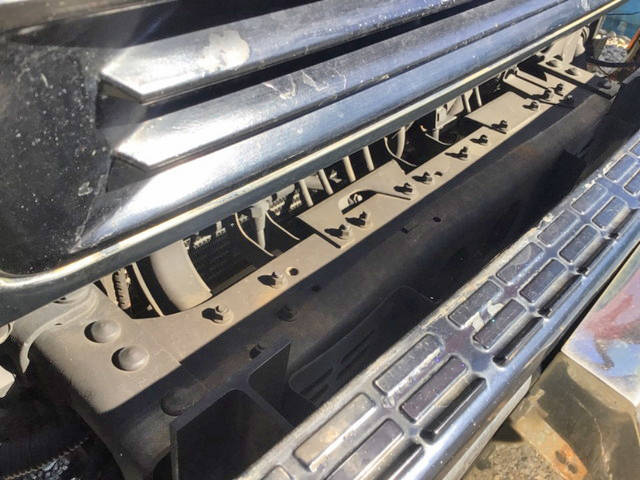 三菱ふそうスーパーグレートセルフクレーン4段大型（10t）[写真13]