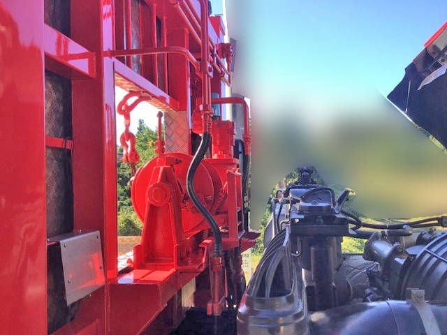 いすゞギガセルフローダー大型（10t）[写真12]