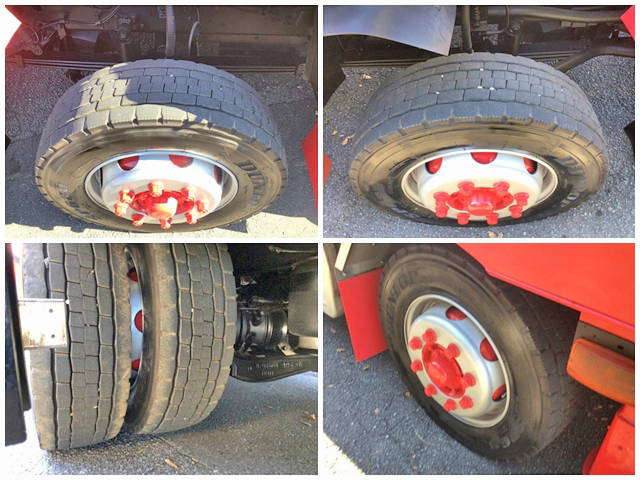 いすゞギガセルフローダー大型（10t）[写真15]