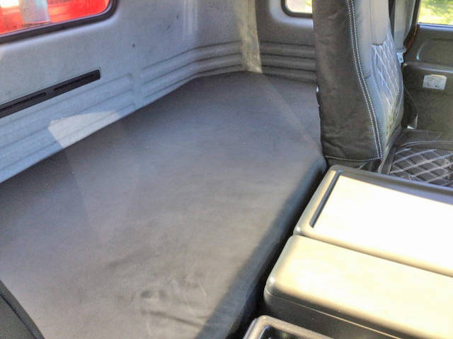 いすゞギガセルフローダー大型（10t）[写真31]