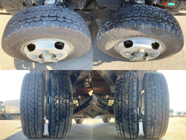 いすゞエルフ平ボディ小型（2t・3t）[写真16]