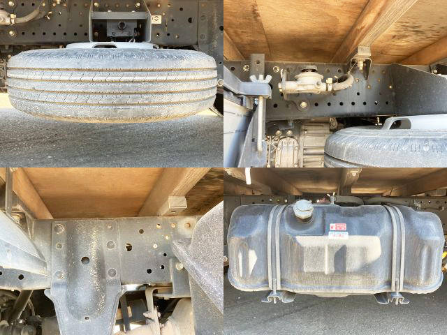 いすゞエルフ平ボディ小型（2t・3t）[写真17]