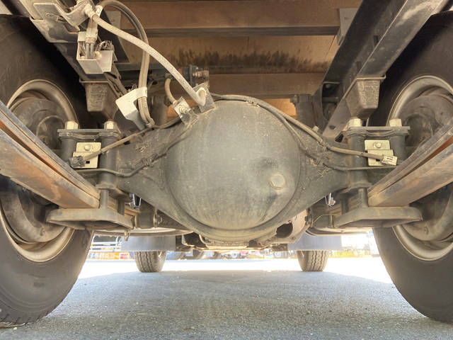 いすゞエルフ平ボディ小型（2t・3t）[写真18]