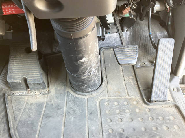 いすゞエルフ平ボディ小型（2t・3t）[写真34]