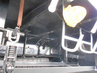 三菱ふそうスーパーグレートセルフローダー大型（10t）[写真11]