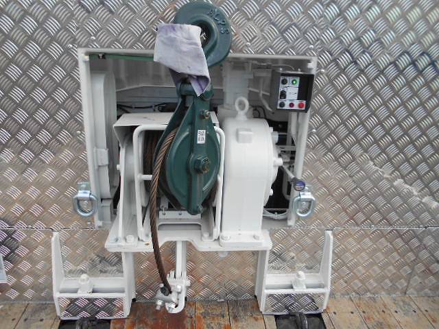 三菱ふそうスーパーグレートセルフローダー大型（10t）[写真05]