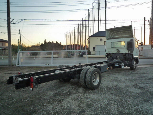 日野レンジャーシャーシ増トン（6t・8t）[写真04]