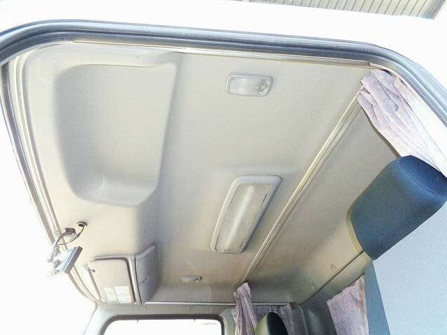 日野レンジャー冷凍車（冷蔵車）中型（4t）[写真31]