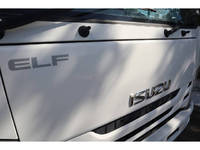 いすゞエルフパネルバン小型（2t・3t）[写真31]