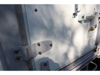 いすゞエルフパネルバン小型（2t・3t）[写真38]