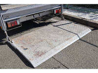 いすゞエルフパネルバン小型（2t・3t）[写真08]