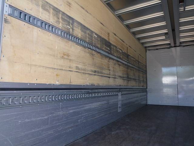 日野レンジャーアルミウイング中型（4t）[写真32]