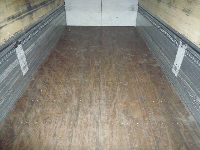 日野レンジャーアルミウイング中型（4t）[写真40]