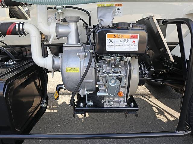 日野レンジャー散水車中型（4t）[写真11]