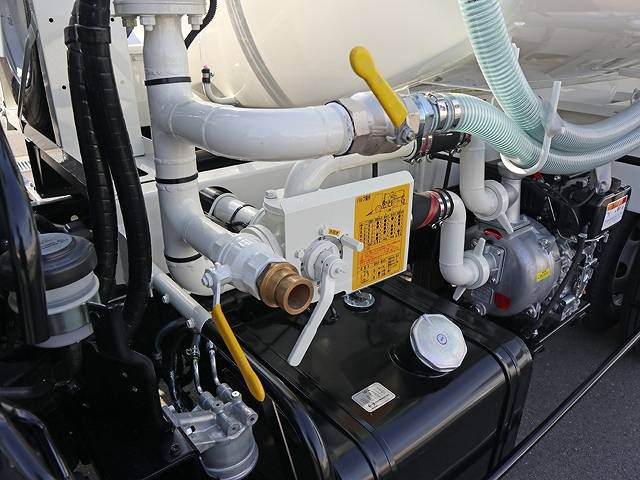 日野レンジャー散水車中型（4t）[写真13]