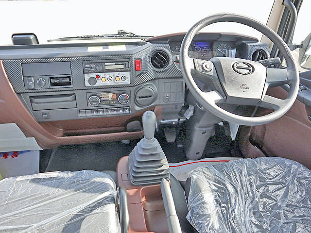 日野レンジャー散水車中型（4t）[写真32]