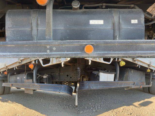 三菱ふそうキャンターアルミブロック小型（2t・3t）[写真21]