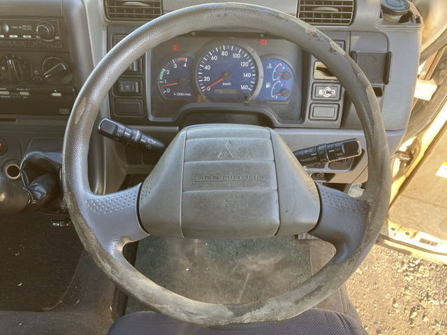 三菱ふそうキャンターアルミブロック小型（2t・3t）[写真34]