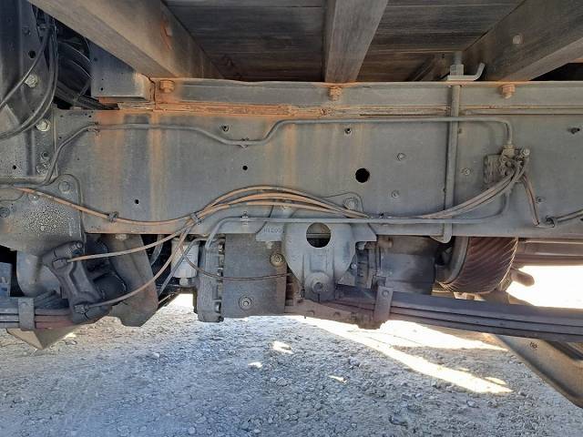 UDトラックスクオンアルミブロック大型（10t）[写真12]