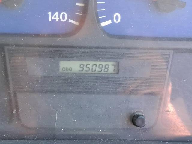 UDトラックスクオンアルミブロック大型（10t）[写真34]