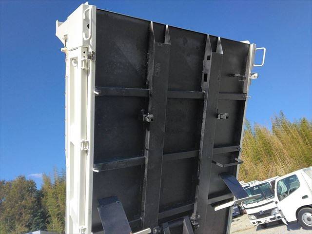 日野デュトロダンプ小型（2t・3t）[写真13]