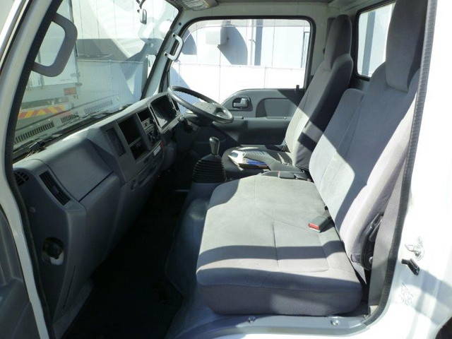 いすゞエルフ平ボディ小型（2t・3t）[写真10]